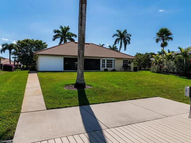 $889,000 | 111 Morning Star Cay, Naples, FL 34114