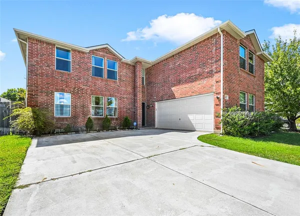 $2,700 | 917 Sanden Boulevard, Wylie, TX 75098