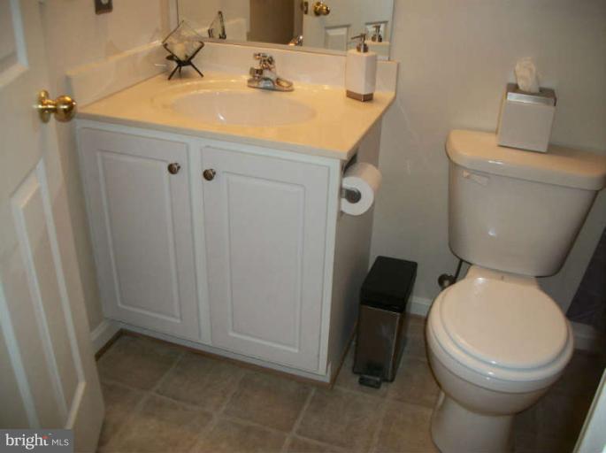 234 Timber View Court Frederick, MD 21702 - Photo 5 of 6 Bath