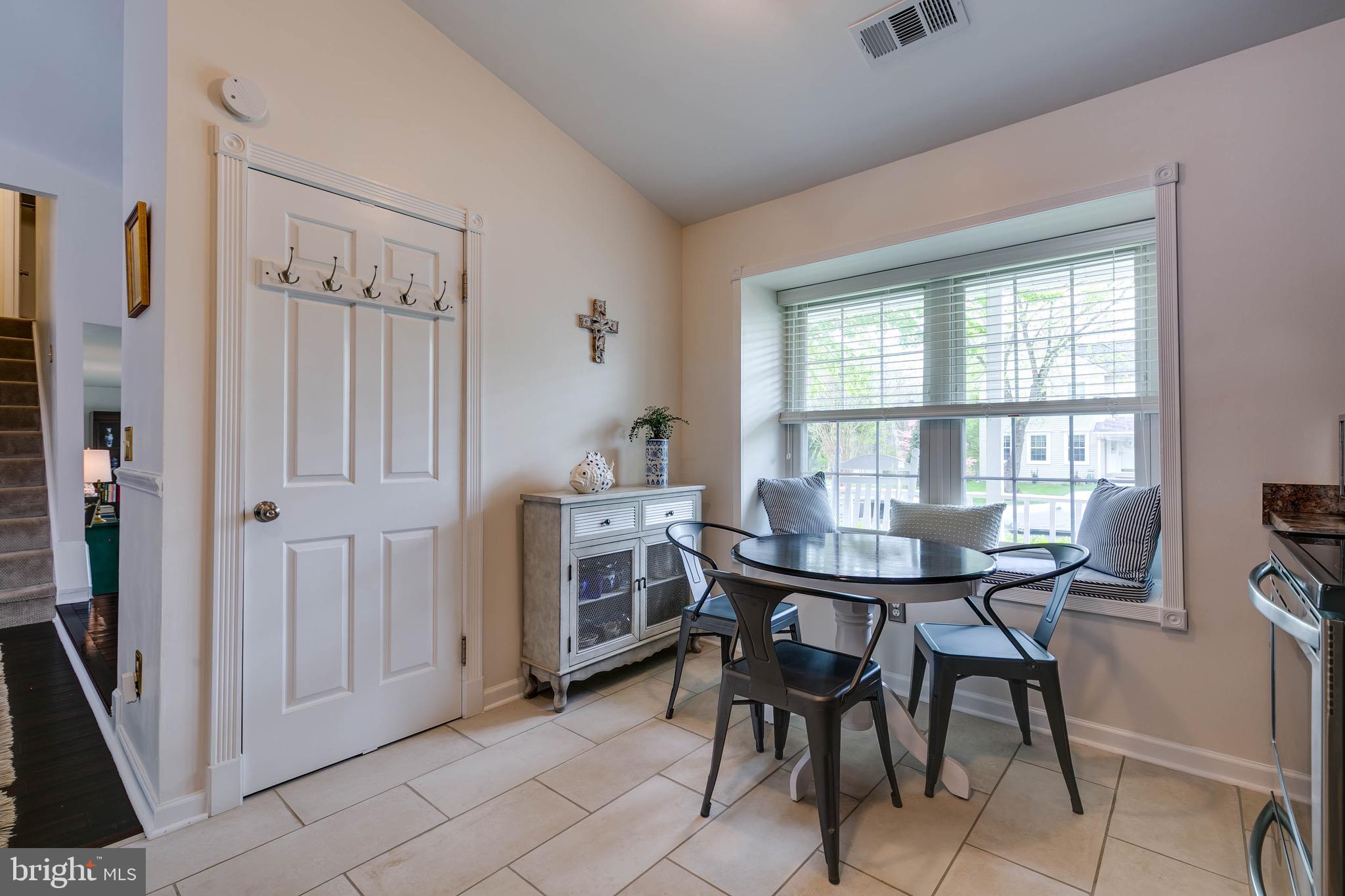 407 Spring Ridge Court Sterling, VA 20164 - Photo 13 of 50 Gallery Image 13