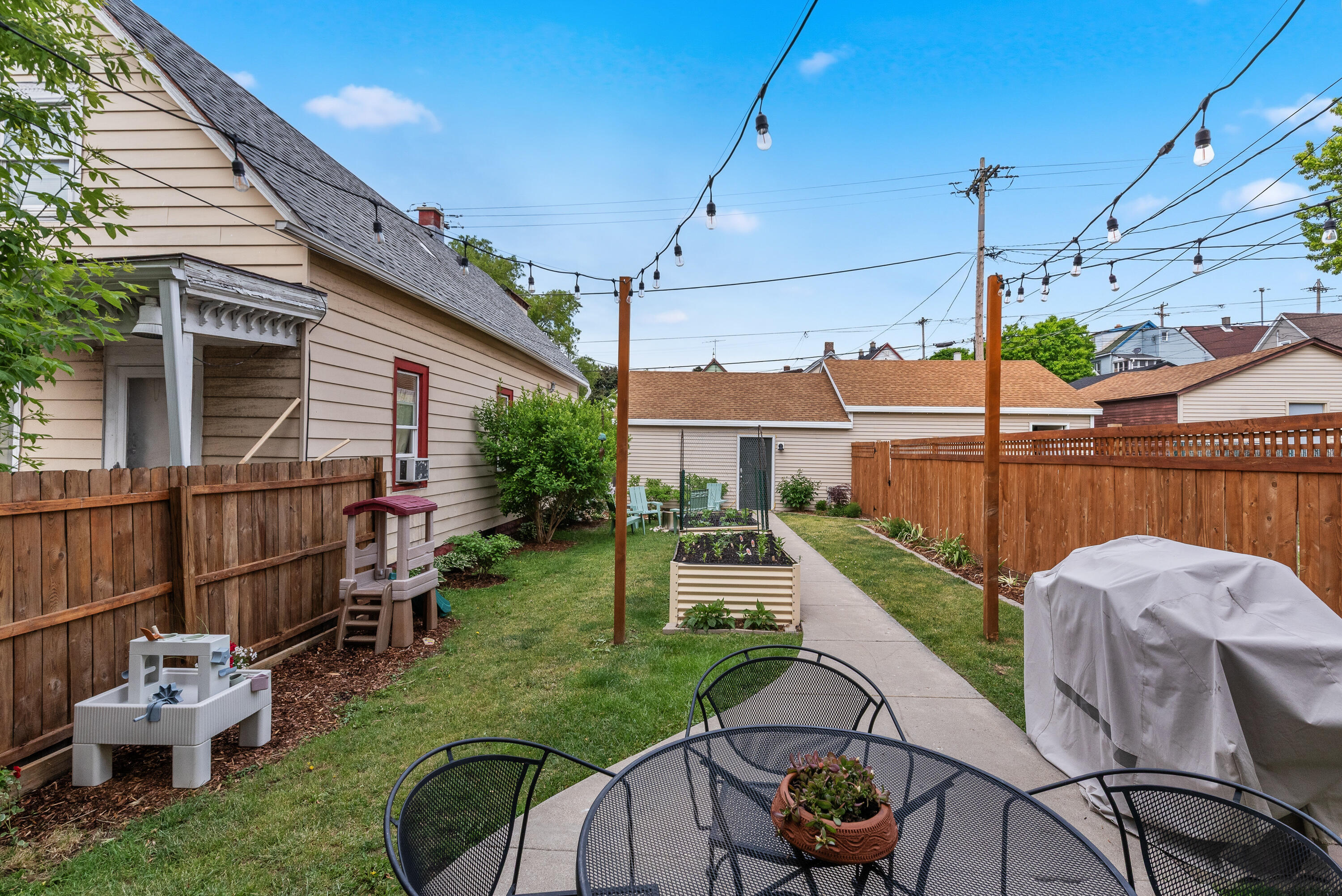 1825 South 3rd Street, Unit 1825 Milwaukee, WI 53204 - Photo 2 of 29 private back yard