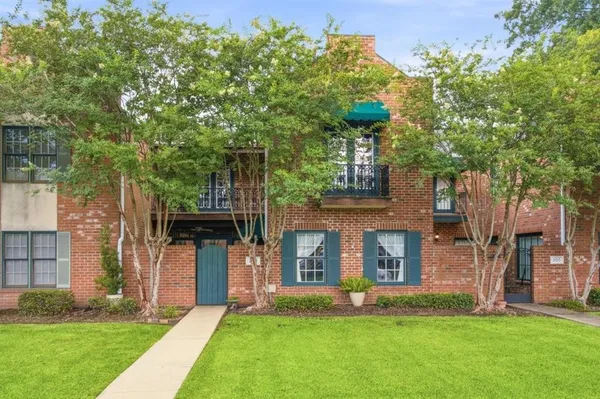$275,000 | 202 Dr Michael Debakey Drive, Lake Charles, LA 70601