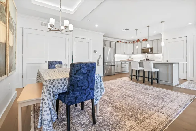 $625,000 | 7 Longview Drive, Unit 305, Atkinson, NH 03811