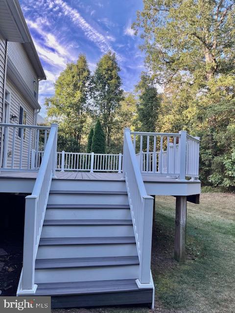 9308 Rustic Breeze Court Bristow, VA 20136 - Photo 20 of 53 Deck stairs