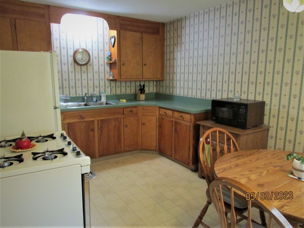 38 Savitch Road Binghamton, NY 13901 - Photo 2 of 22 Gallery Image 2