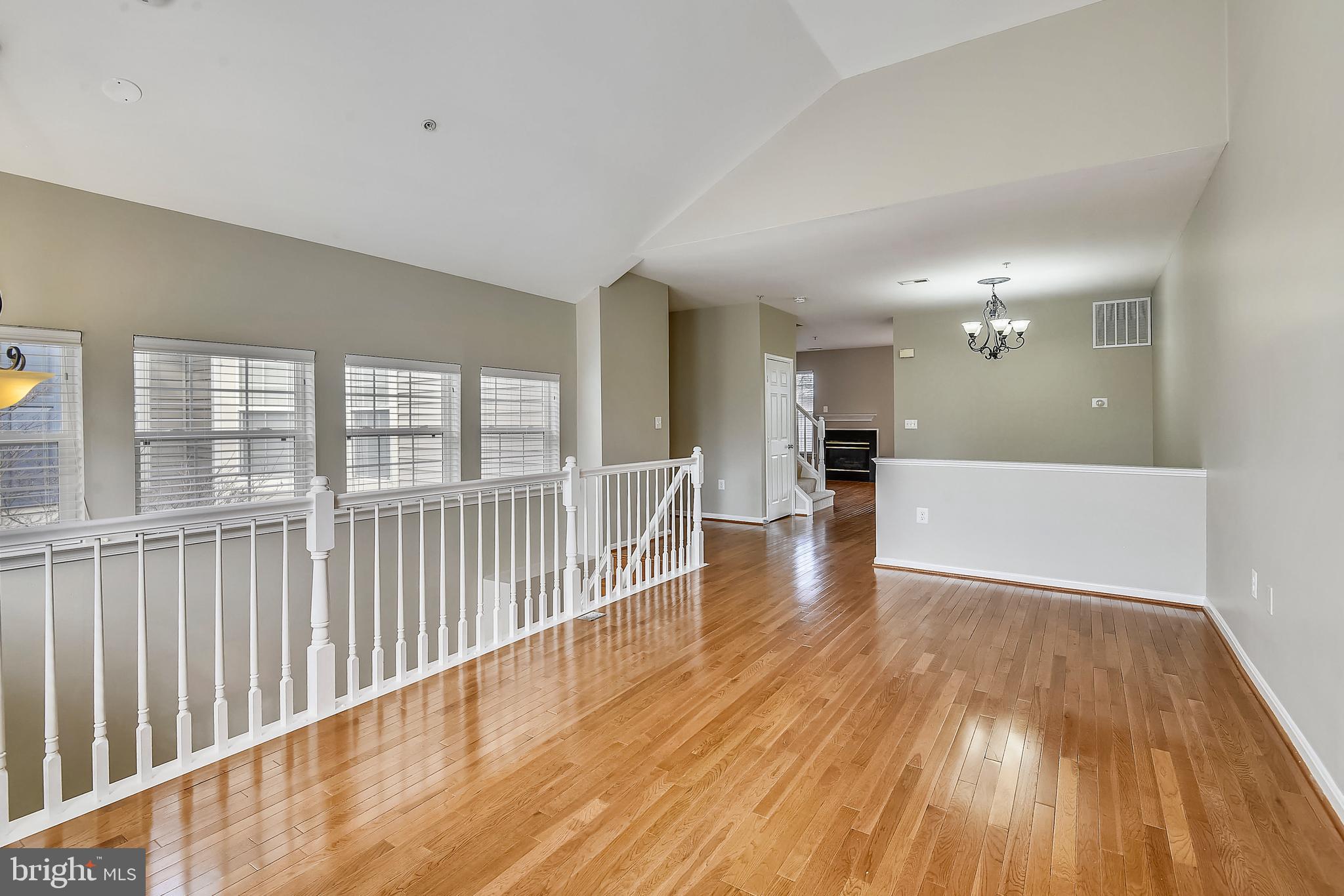 11400 K Windleaf Court, Unit 40 Reston, VA 20194 - Photo 3 of 36 Gallery Image 3
