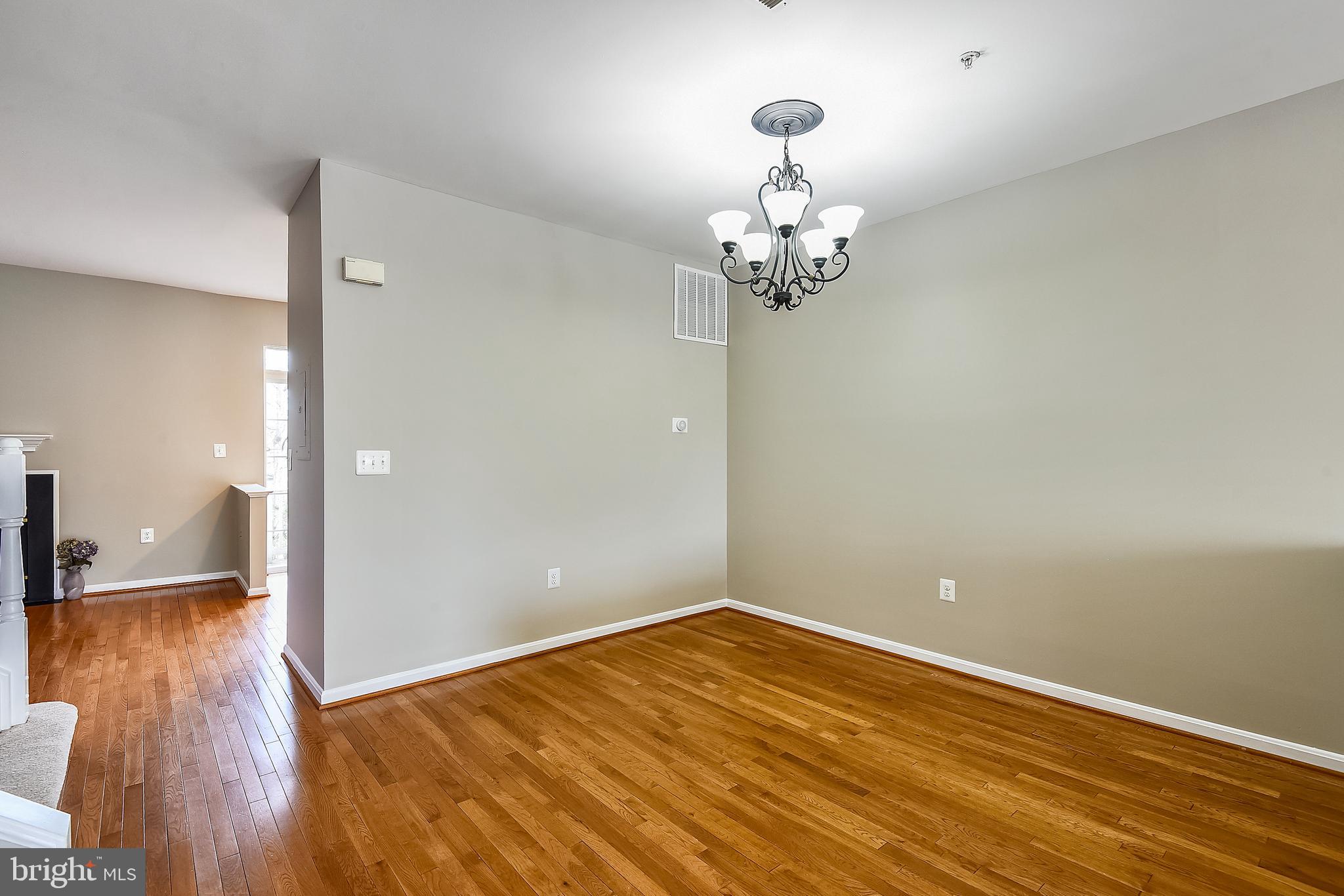 11400 K Windleaf Court, Unit 40 Reston, VA 20194 - Photo 8 of 36 Gallery Image 8