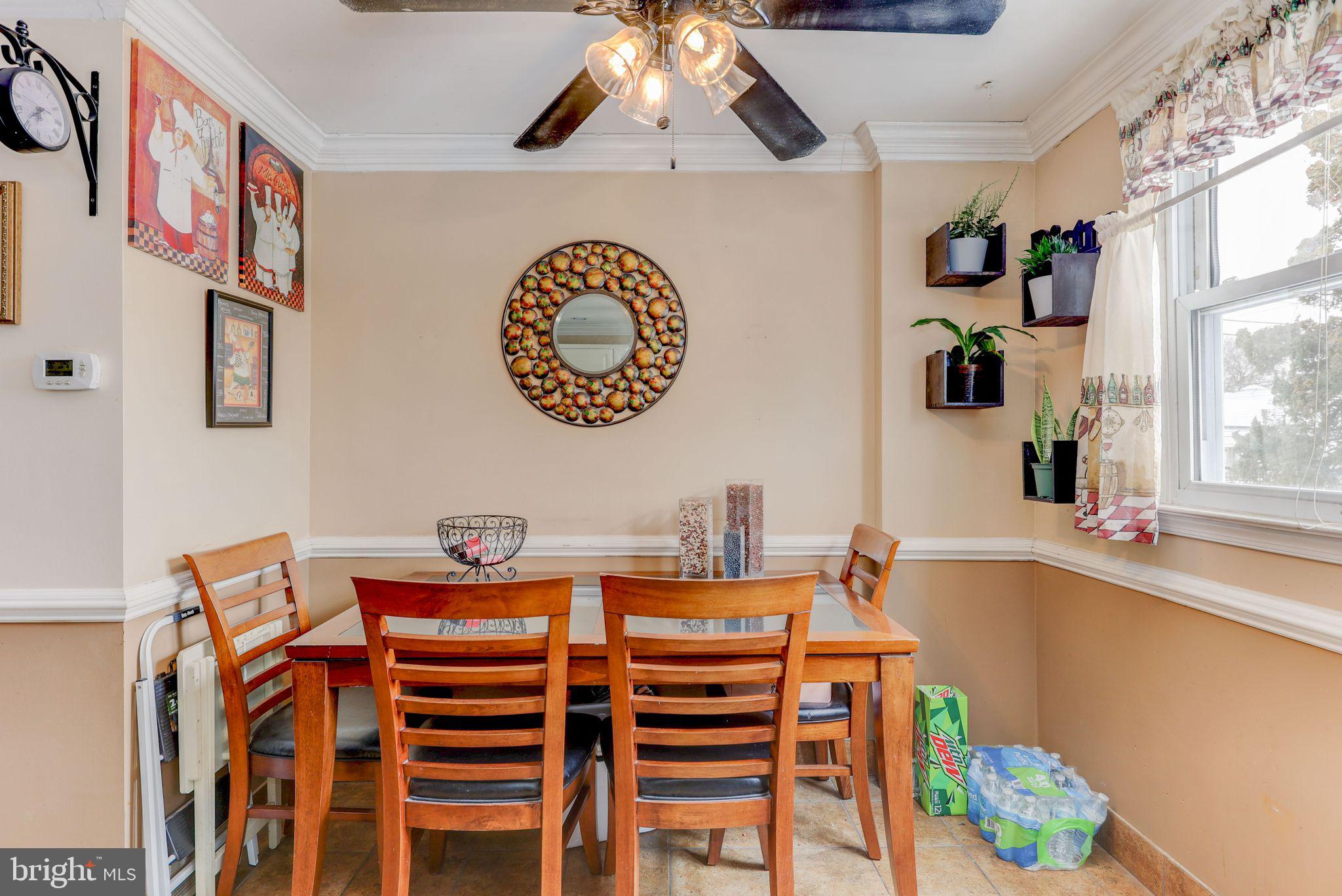 12215 Aster Road Philadelphia, PA 19154 - Photo 11 of 27 Kitchen - Eat In