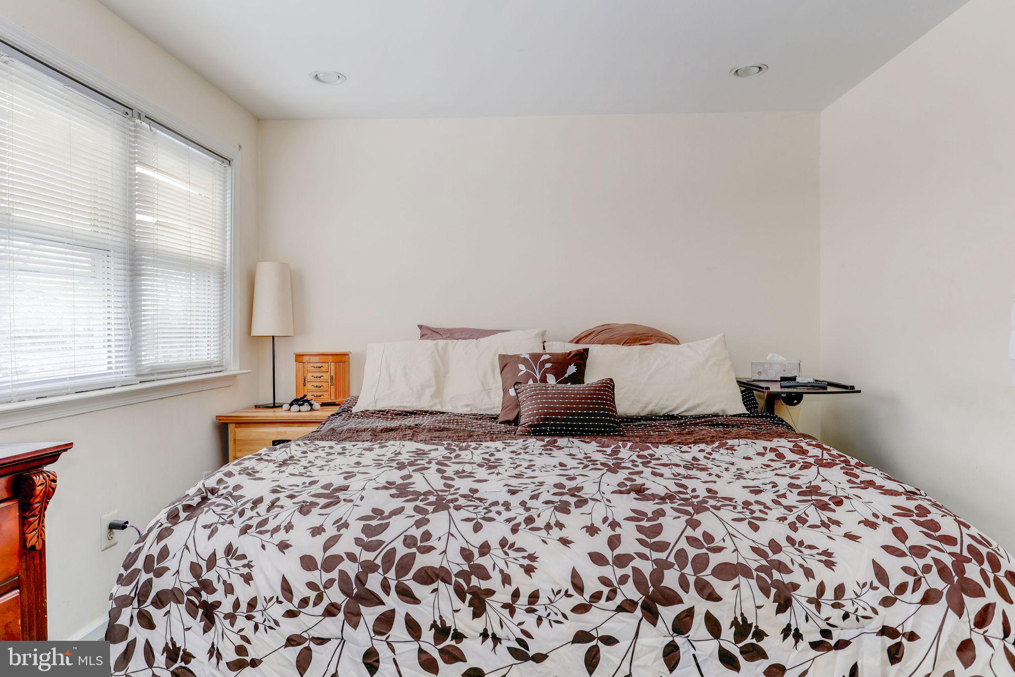 12215 Aster Road Philadelphia, PA 19154 - Photo 13 of 27 Main Bedroom
