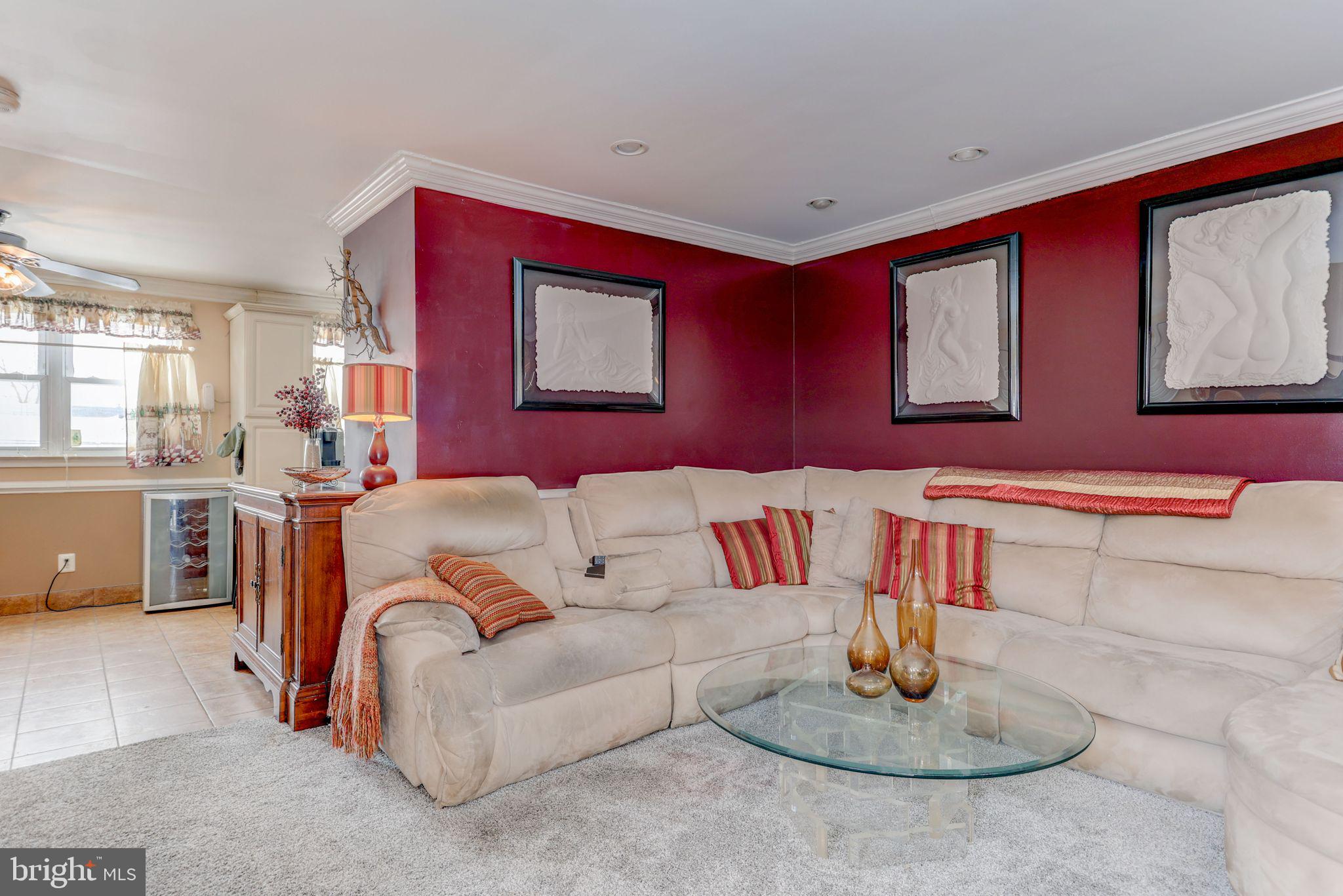 12215 Aster Road Philadelphia, PA 19154 - Photo 5 of 27 Living Room & Dining Room Combo