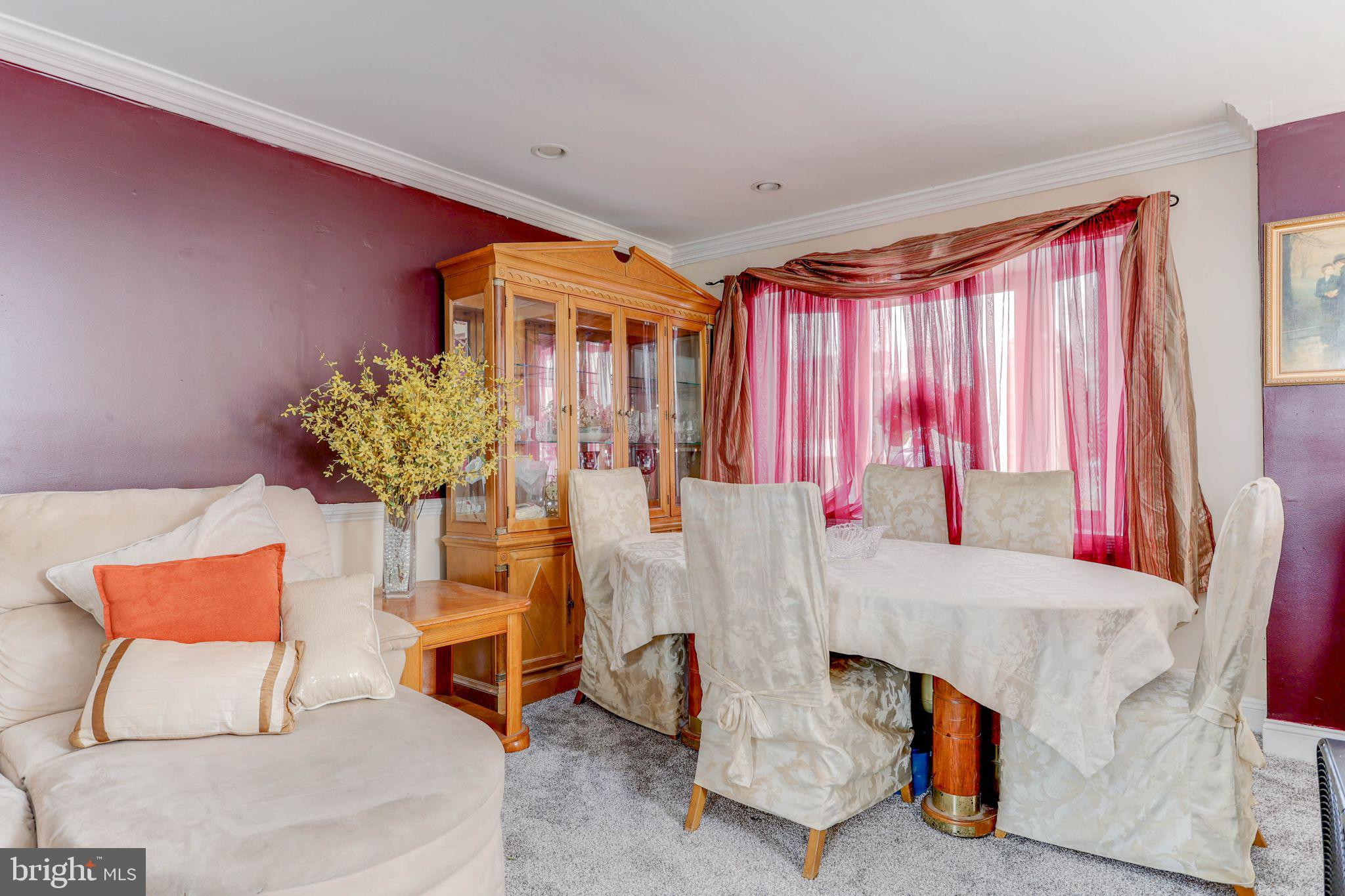 12215 Aster Road Philadelphia, PA 19154 - Photo 7 of 27 Living Room & Dining Room Combo