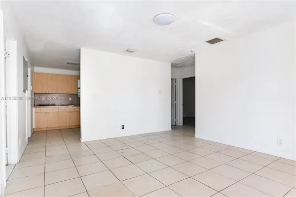 $2,650 | 415 Northwest 60th Way, Unit 1, Hollywood, FL 33024