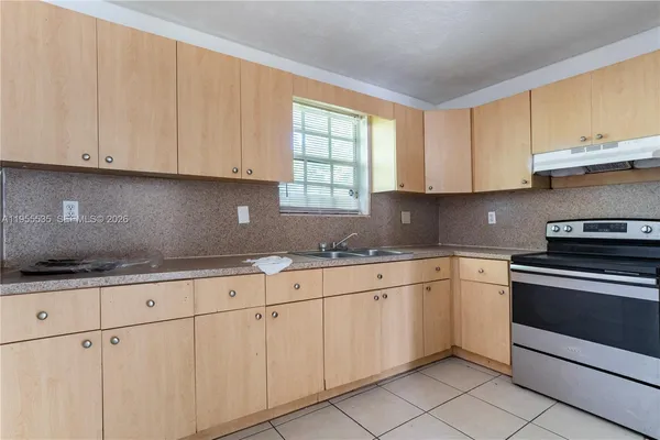 $2,650 | 415 Northwest 60th Way, Unit 1, Hollywood, FL 33024