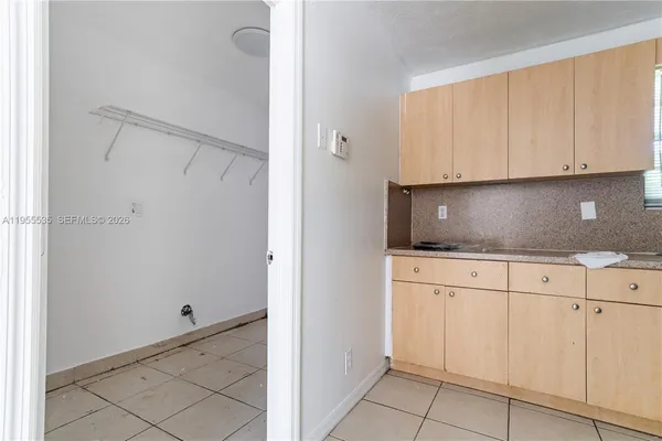 $2,650 | 415 Northwest 60th Way, Unit 1, Hollywood, FL 33024