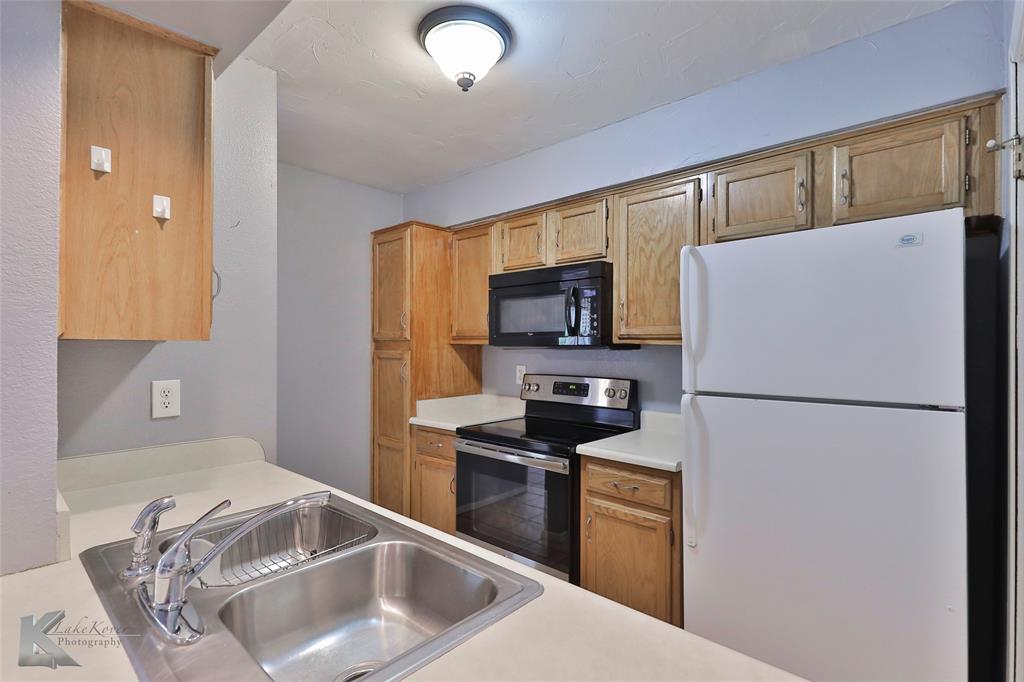 1302 Westheimer Road, Unit 105 Abilene, TX 79601 - Photo 6 of 17