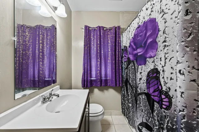 $379,900 | 1562 Ivy Avenue East, St. Paul, MN 55106