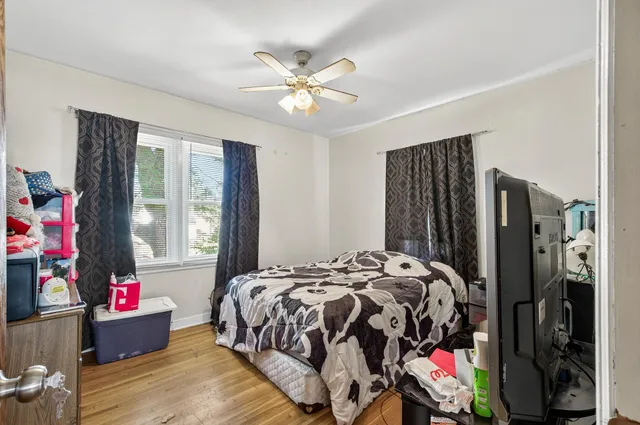 $379,900 | 1562 Ivy Avenue East, St. Paul, MN 55106