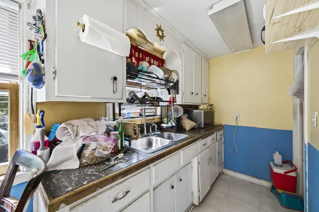 $379,900 | 1562 Ivy Avenue East, St. Paul, MN 55106