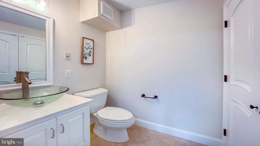 379 East Main Street Lititz, PA 17543 - Photo 27 of 31