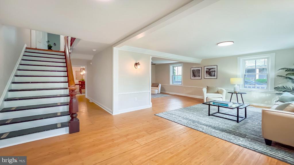 379 East Main Street Lititz, PA 17543 - Photo 4 of 31