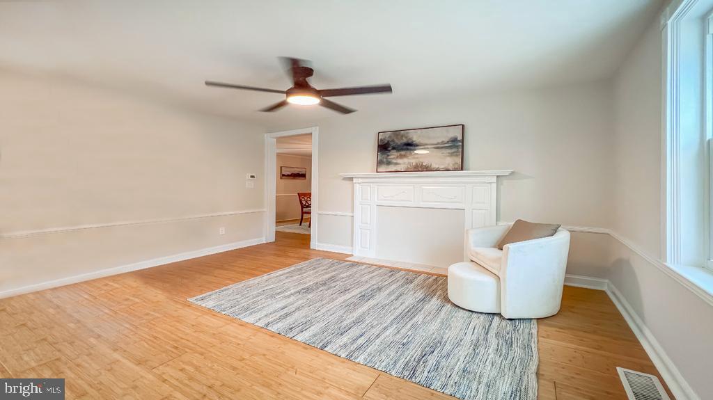 379 East Main Street Lititz, PA 17543 - Photo 8 of 31