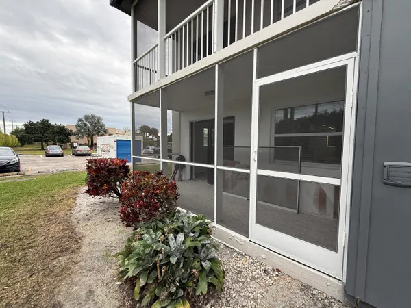 $2,200 | 216 Normandy Lane, Unit E, Delray Beach, FL 33484