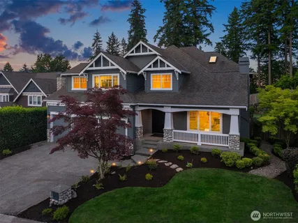 $2,100,000 | 13711 Northeast 135th Place, Kirkland, WA 98034