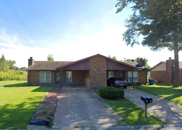 $1,200 | 36 Kinney Drive, Belleville, IL 62221