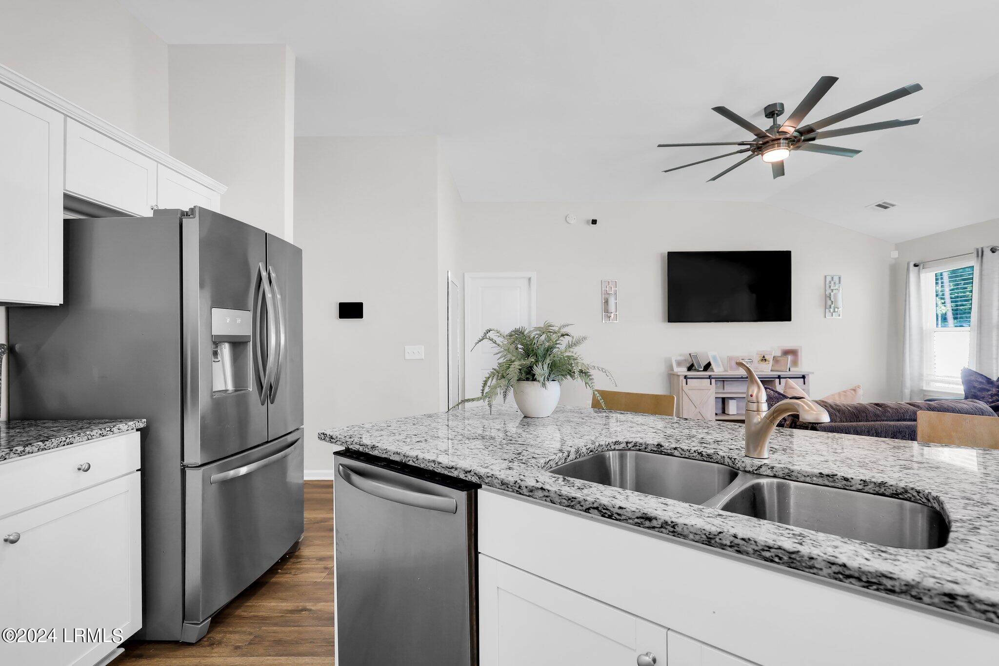 79 Old Mill Crossing Bluffton, SC 29910 - Photo 9 of 41 Kitchen
