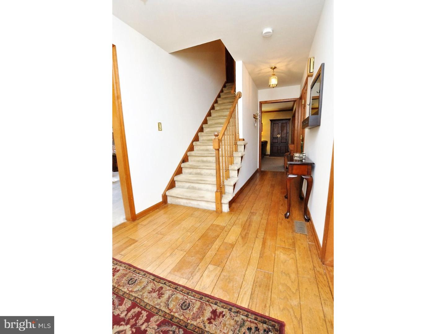 4 Sherring Way Tabernacle, NJ 08088 - Photo 2 of 22 Foyer