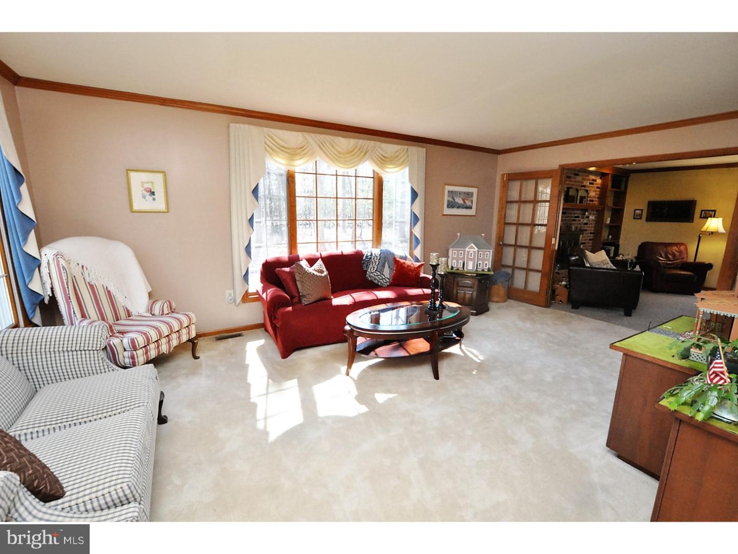 4 Sherring Way Tabernacle, NJ 08088 - Photo 8 of 22 Living Room