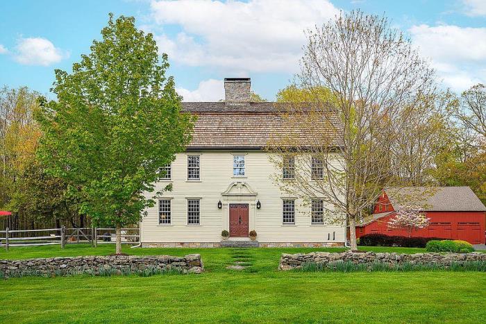 60 Robert Leather Road Bethlehem, CT 06751 - Photo 3 of 47