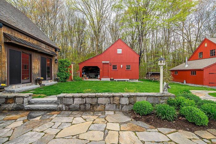 60 Robert Leather Road Bethlehem, CT 06751 - Photo 6 of 47