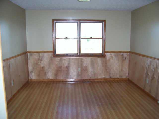 19470 Hill Road Circleville, OH 43113 - Photo 5 of 5 Gallery Image 5