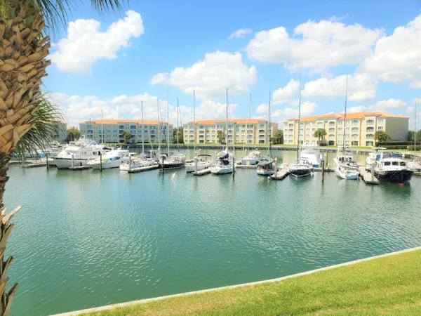 $5,000 | 10 Harbour Isle Drive East, Unit 204, Fort Pierce, FL 34949