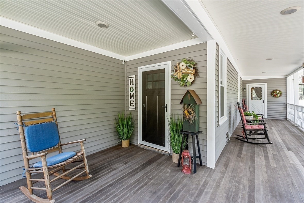 304 Patriots Road Templeton, MA 01468 - Photo 10 of 39