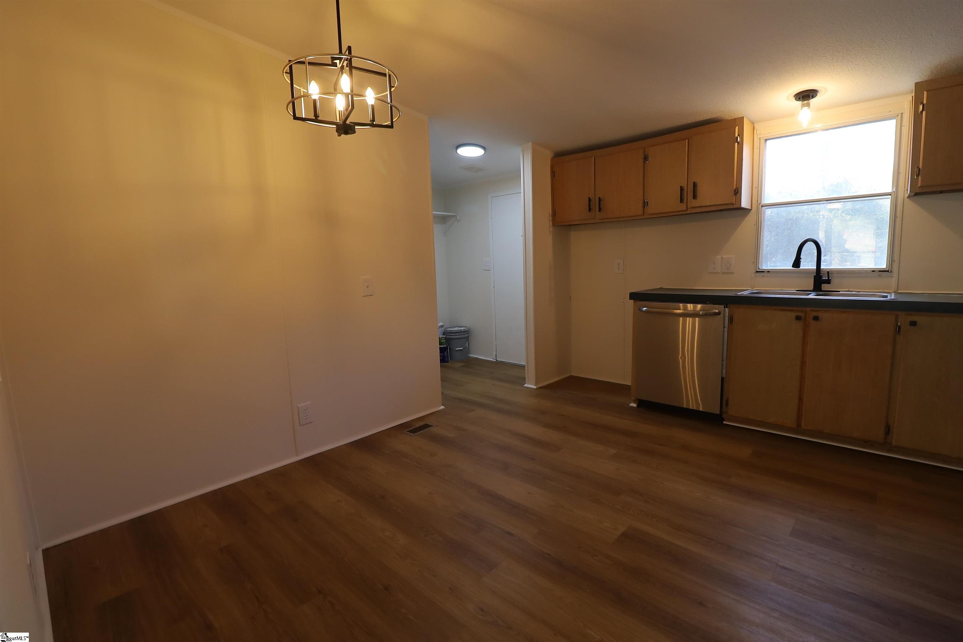 529 Chastain Road Central, SC 29630 - Photo 1 of 25 Gallery Image 1