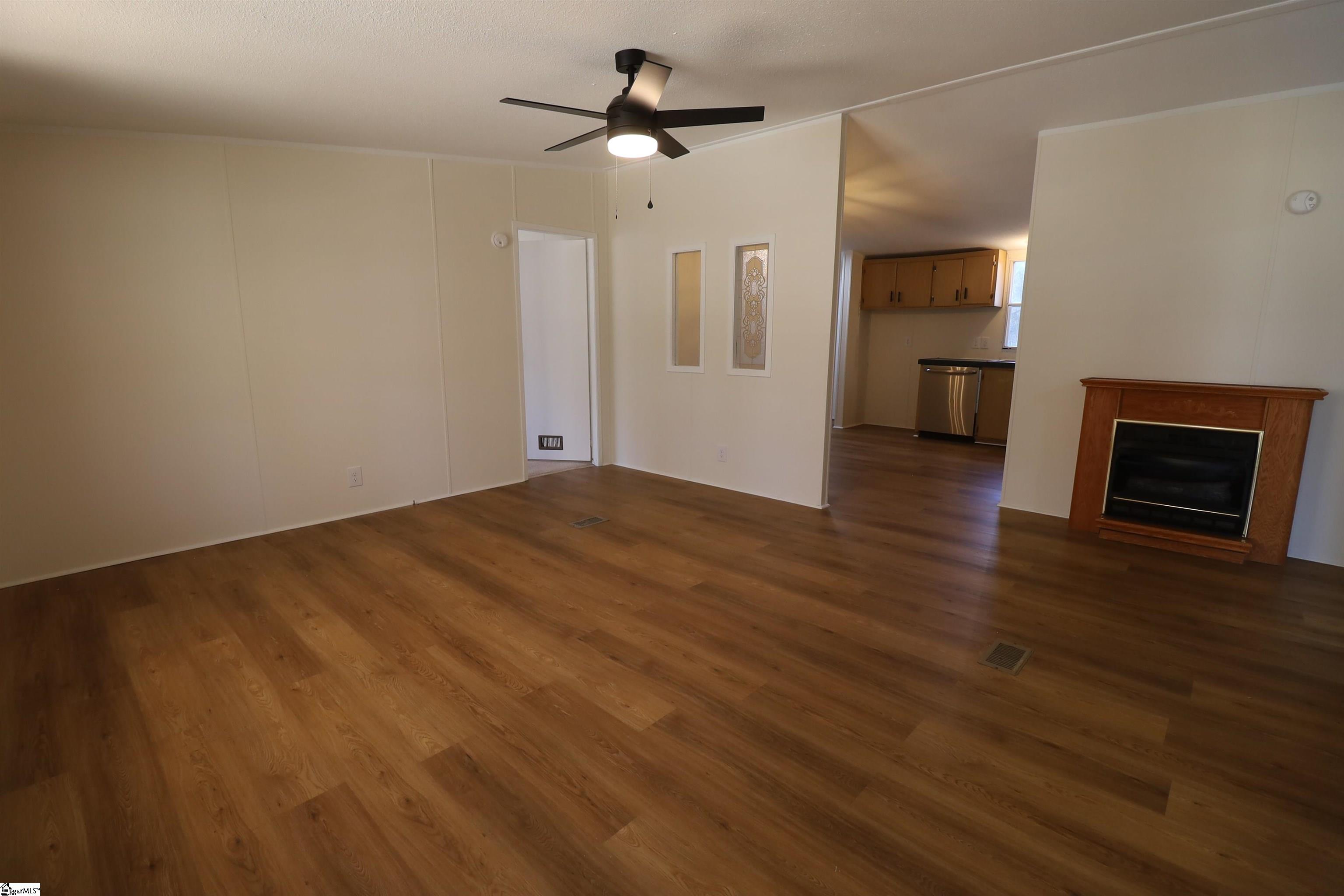 529 Chastain Road Central, SC 29630 - Photo 22 of 25 Gallery Image 22