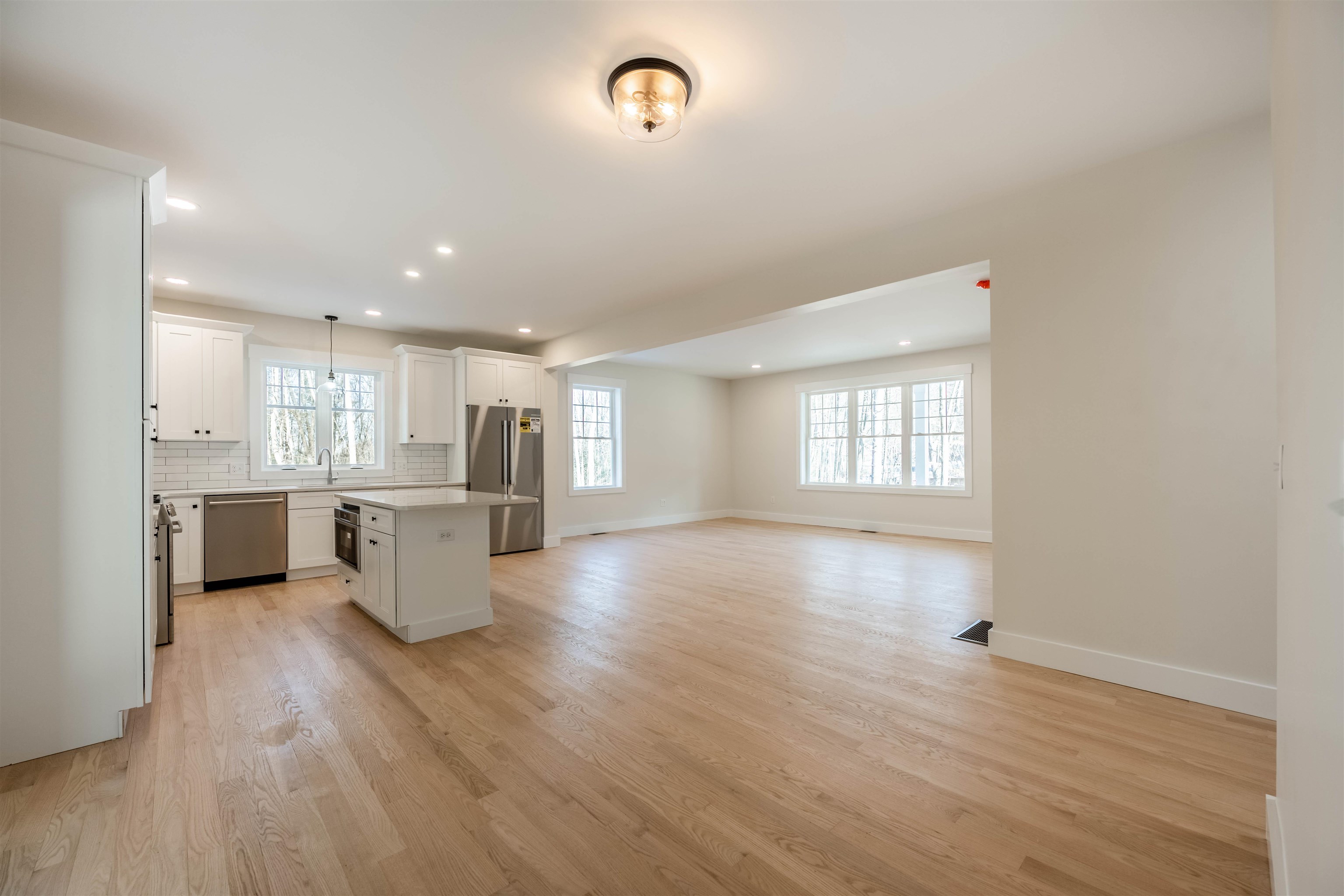 65 Pine Ridge Circle Sandown, NH 03873 - Photo 16 of 39