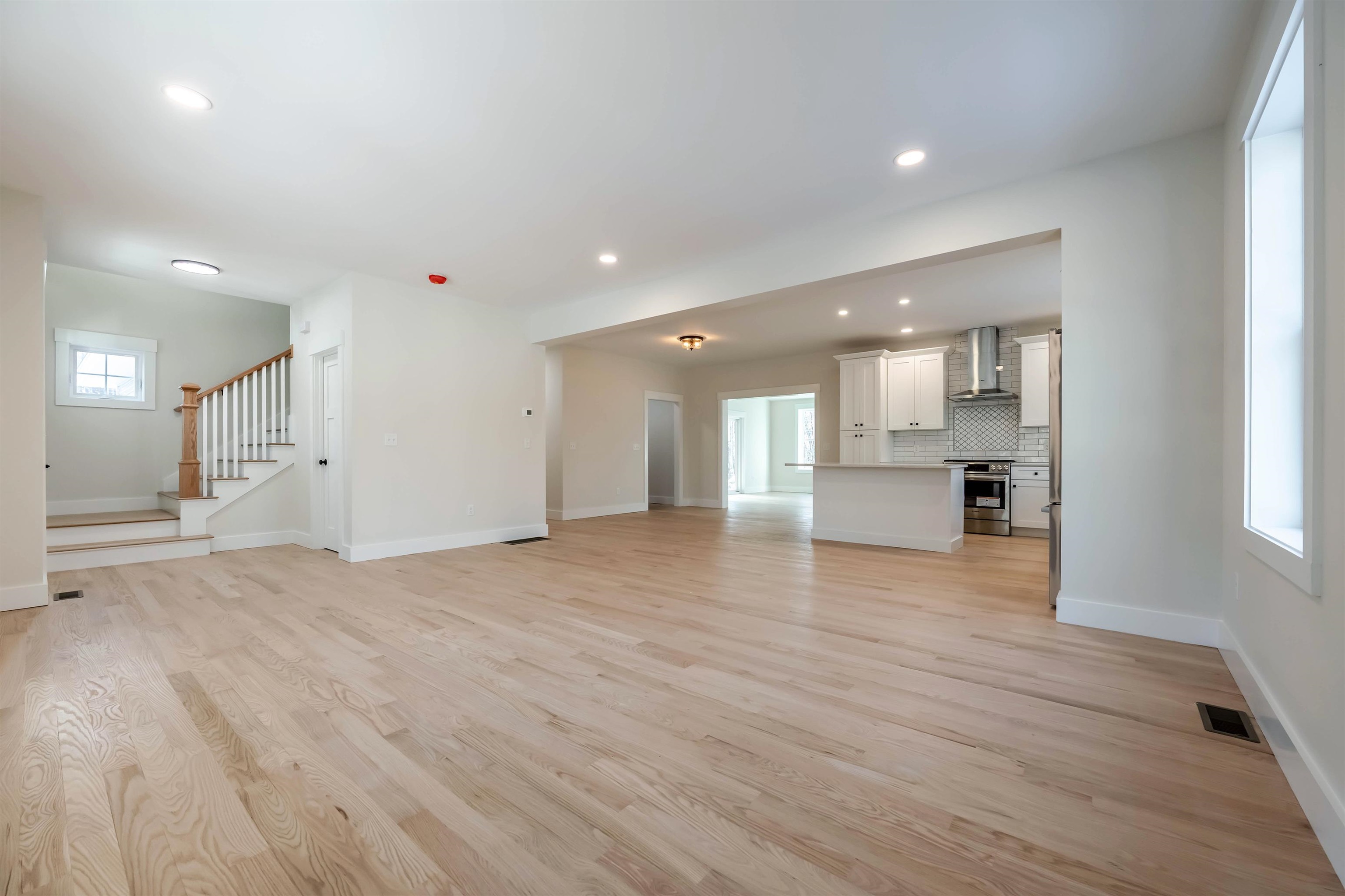 65 Pine Ridge Circle Sandown, NH 03873 - Photo 18 of 39
