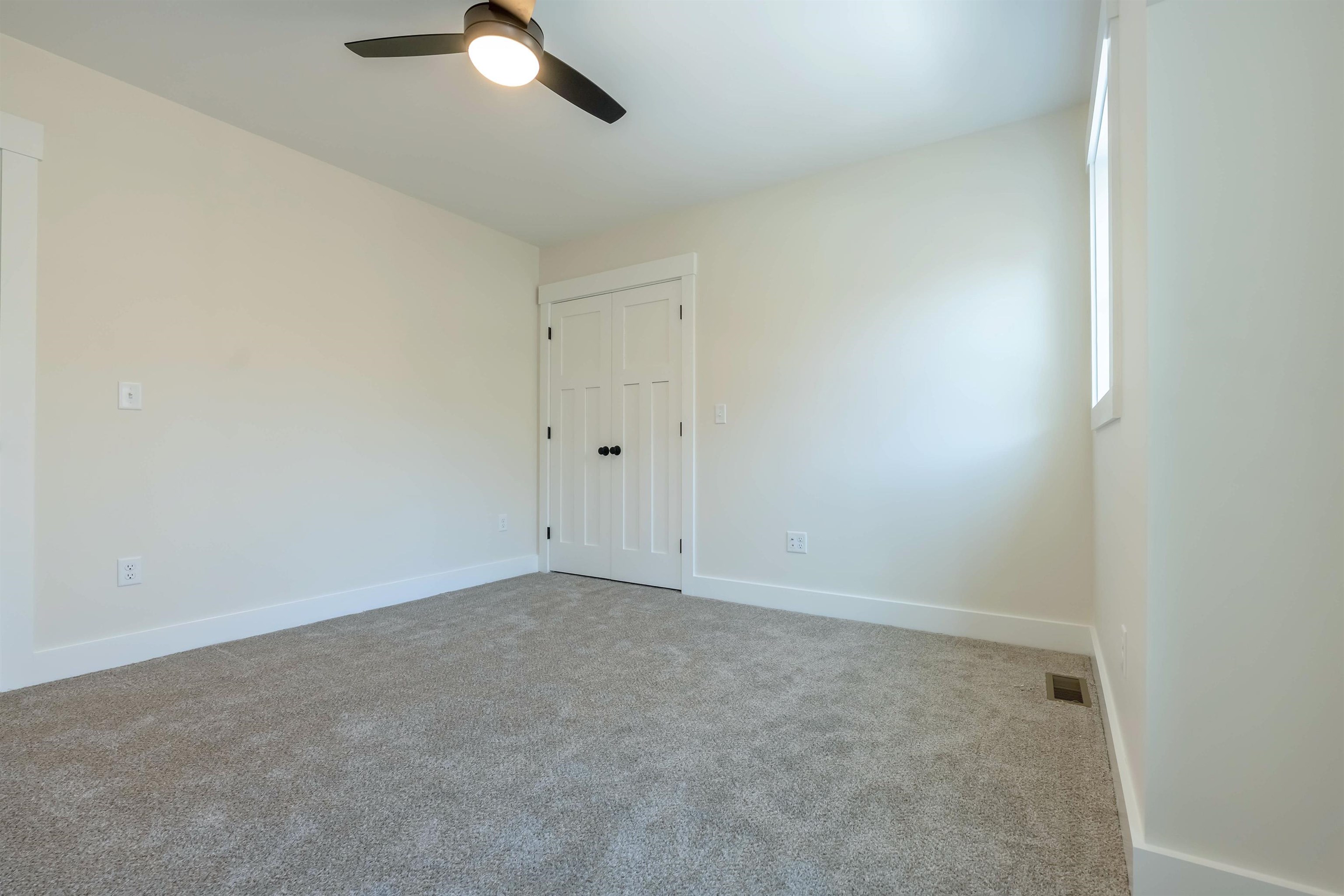 65 Pine Ridge Circle Sandown, NH 03873 - Photo 29 of 39