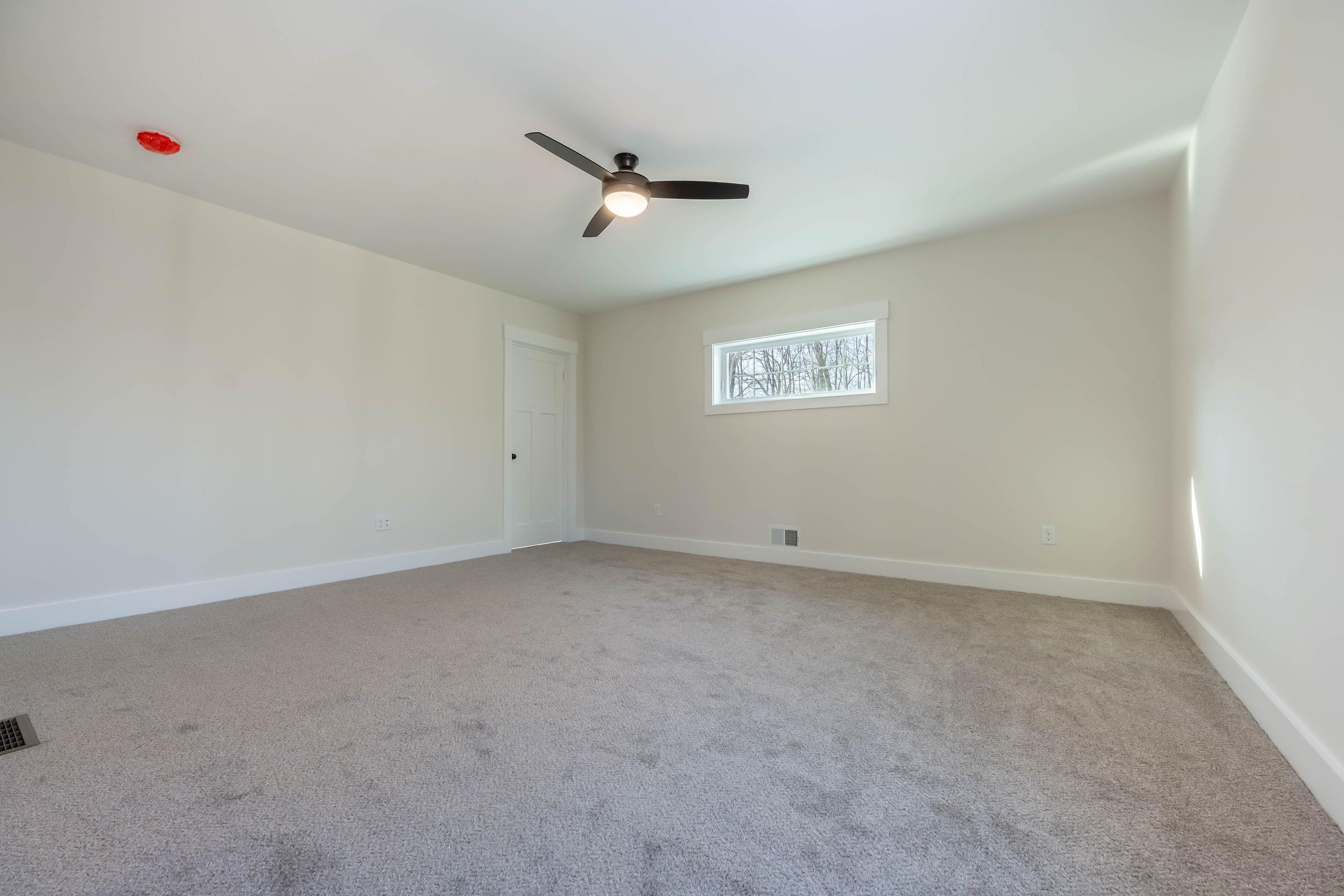 65 Pine Ridge Circle Sandown, NH 03873 - Photo 33 of 39