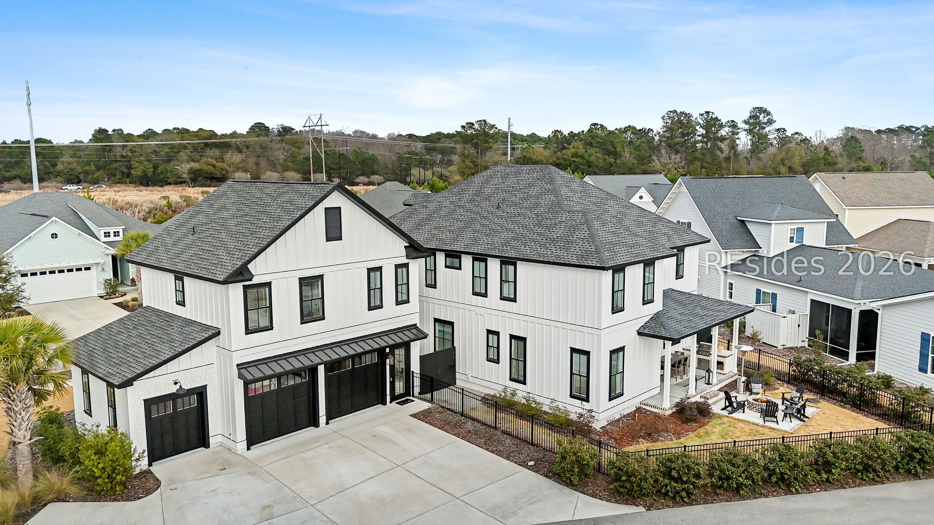 93 Anchor Bend Bluffton, SC 29910 - Photo 31 of 54 larger garage doors & interior depth is 28 ft.