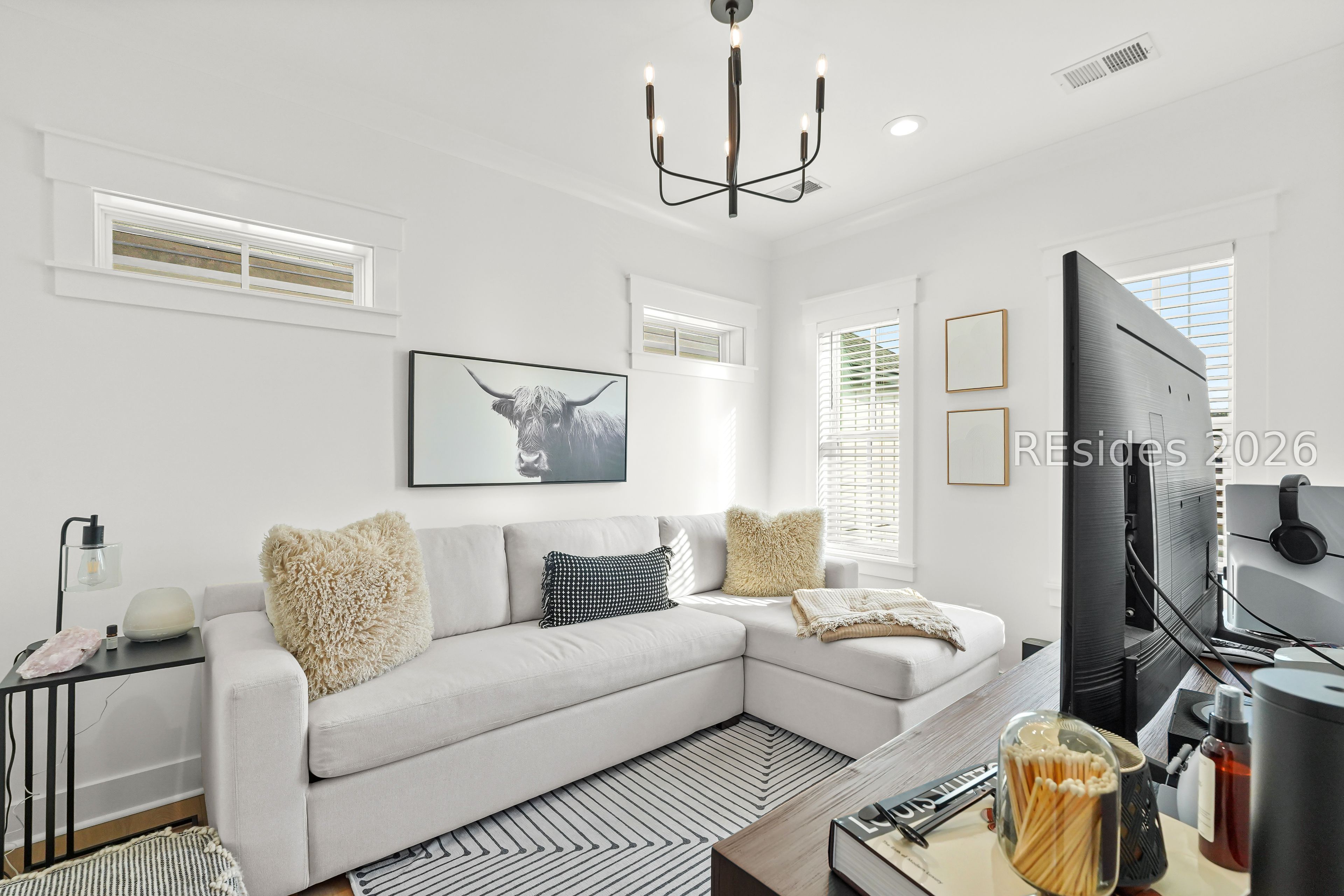 93 Anchor Bend Bluffton, SC 29910 - Photo 38 of 54 Transom windows allow for natural light