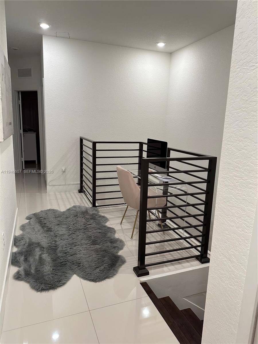 507 Southwest 91st Court, Unit 507 Miami, FL 33174 - Photo 5 of 15 a view of entryway and hall