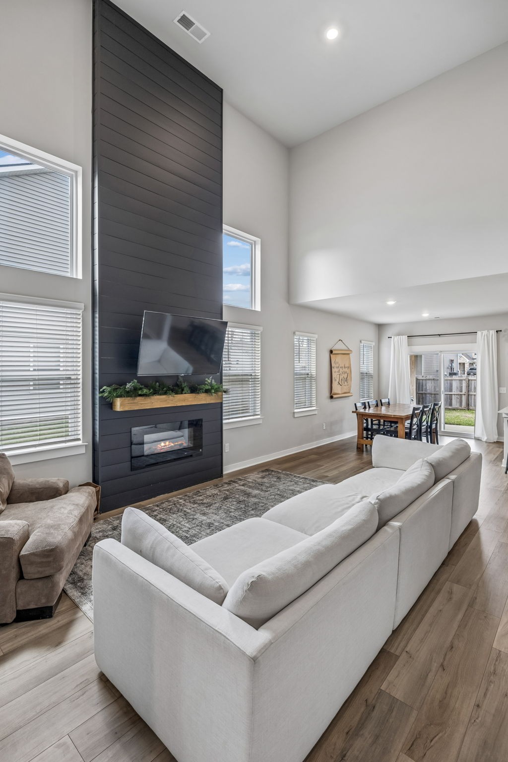 658 Trevino Way Spring Hill, TN 37174 - Photo 7 of 48