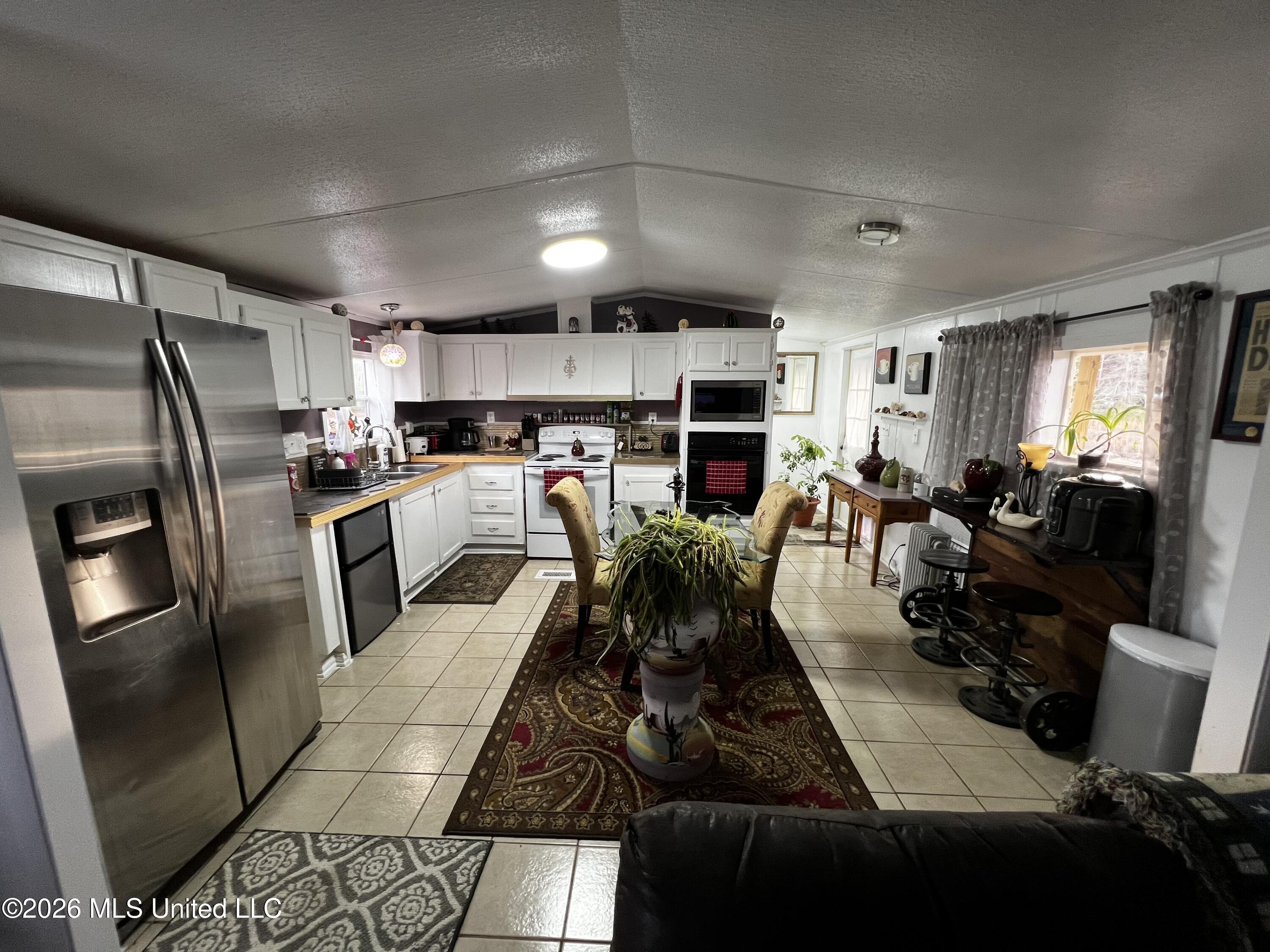 153 C F Eubanks Road Lucedale, MS 39452 - Photo 7 of 19 IMG_7186