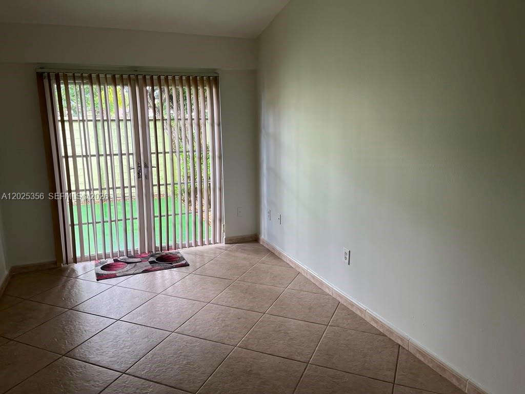 15570 Southwest 76th Street, Unit B939 Miami, FL 33193 - Photo 13 of 23