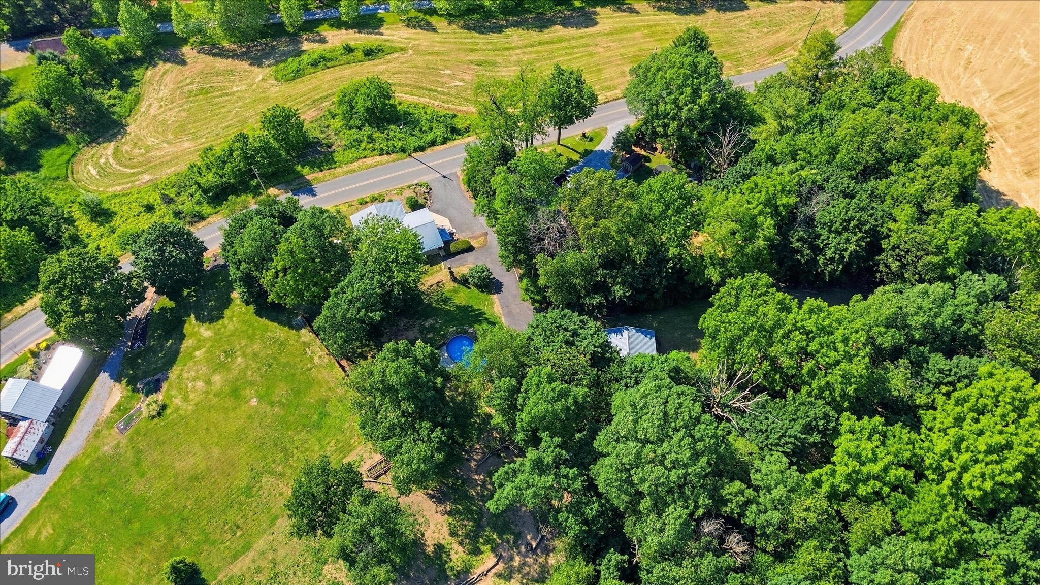 1756 Newcomer Road Chambersburg, PA 17202 - Photo 40 of 43 Countryside