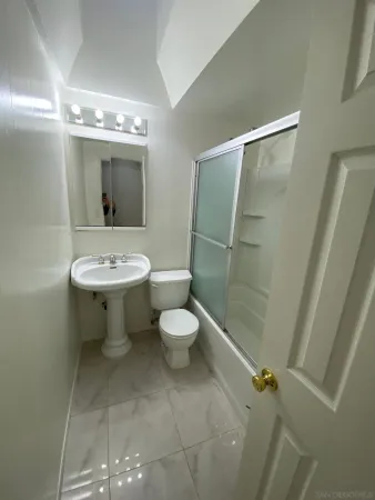 $4,300 | 9516 Larrabee Avenue, San Diego, CA 92123